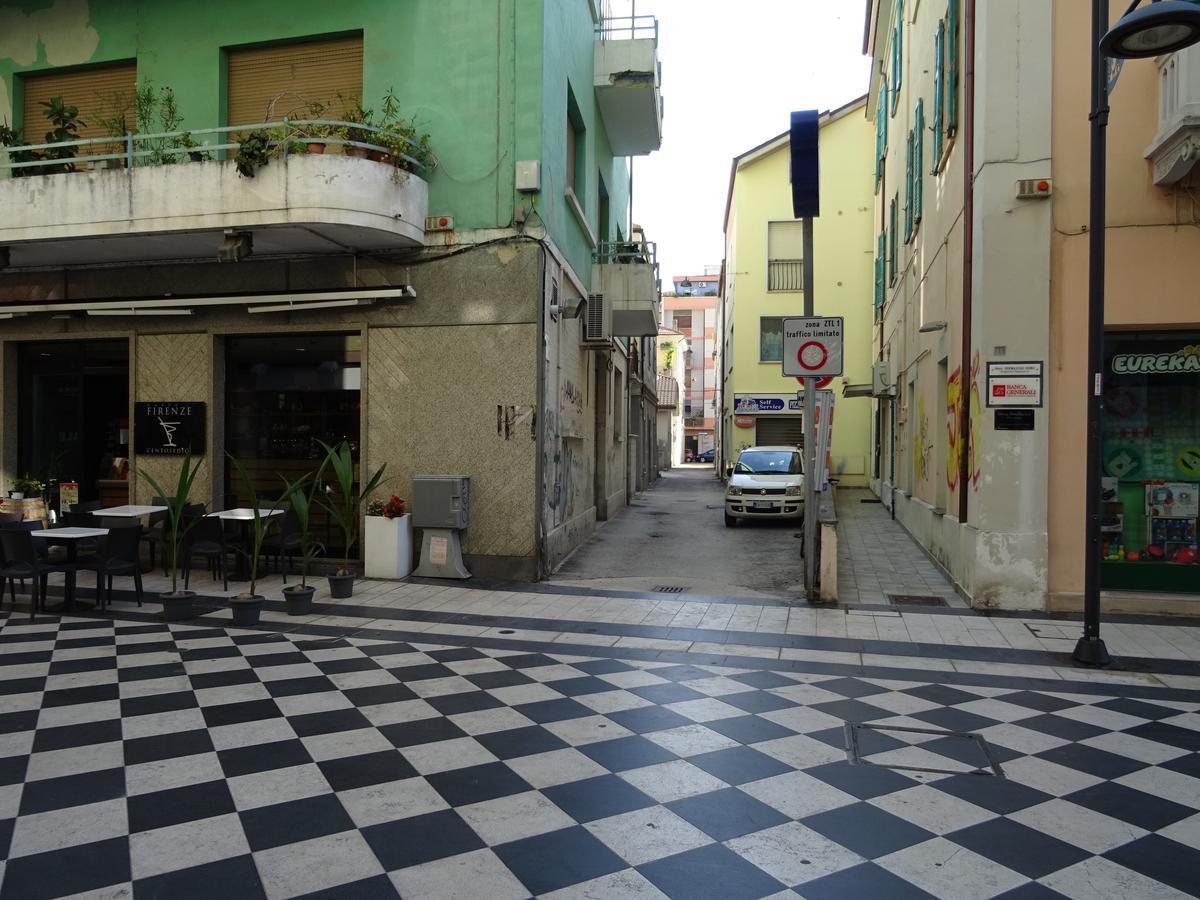 Meeting Bed and Breakfast Pescara Exteriör bild